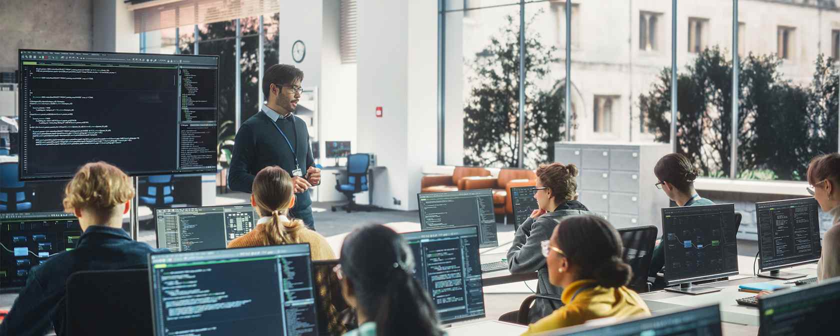 AIFS Abroad Internships in IT/Computer Science.