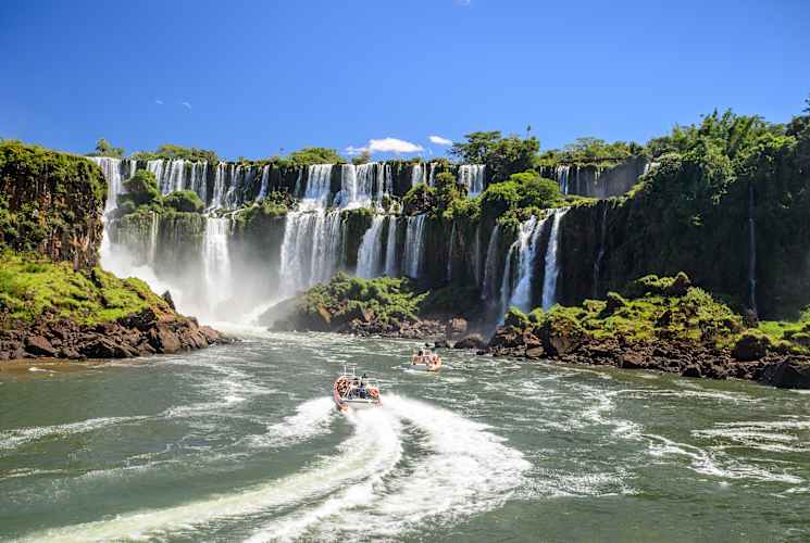 Iguazú Falls.
