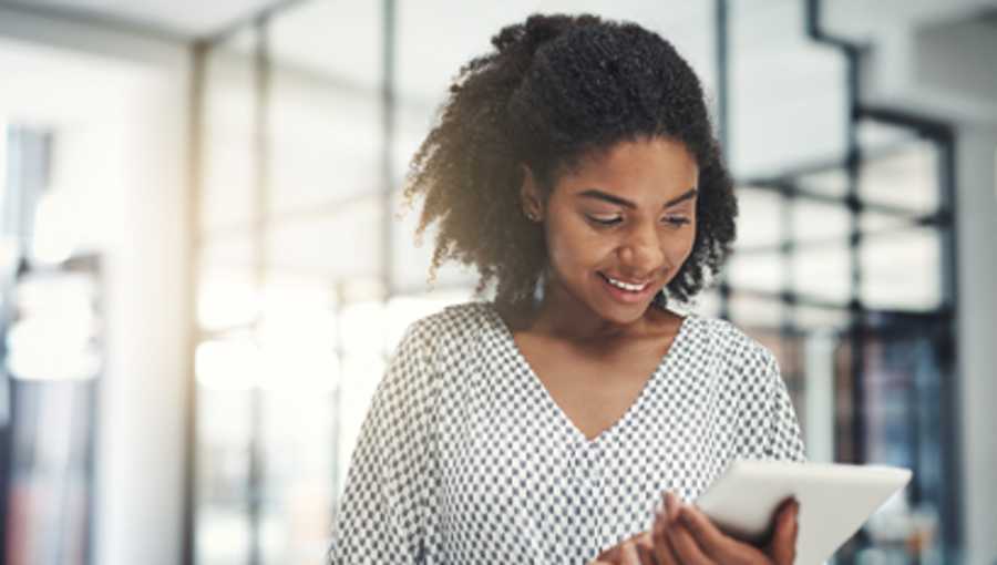 Got wanderlust? Study abroad with AIFS in Online.